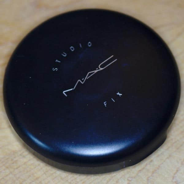 Powder compact